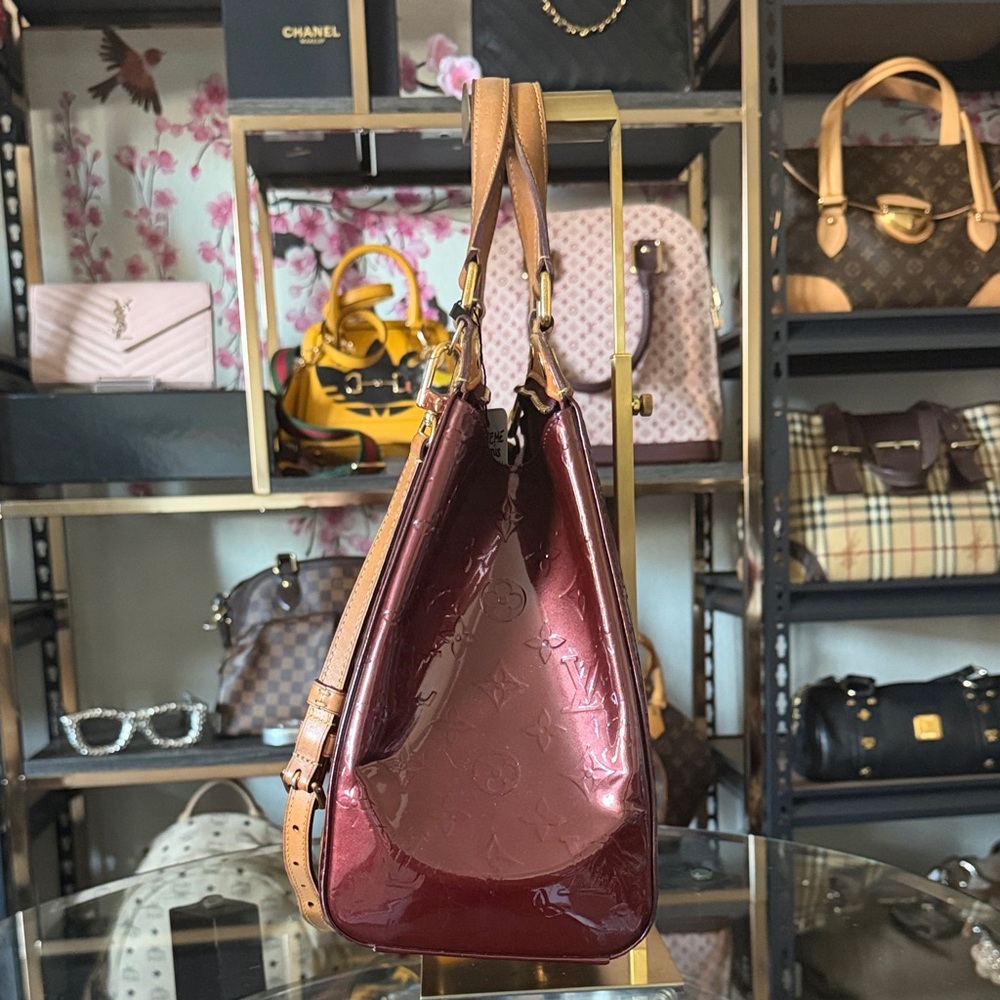 Louis Vuitton Patent Satchel in Deep Amarante with Tan Trim - Picture 2 of 6